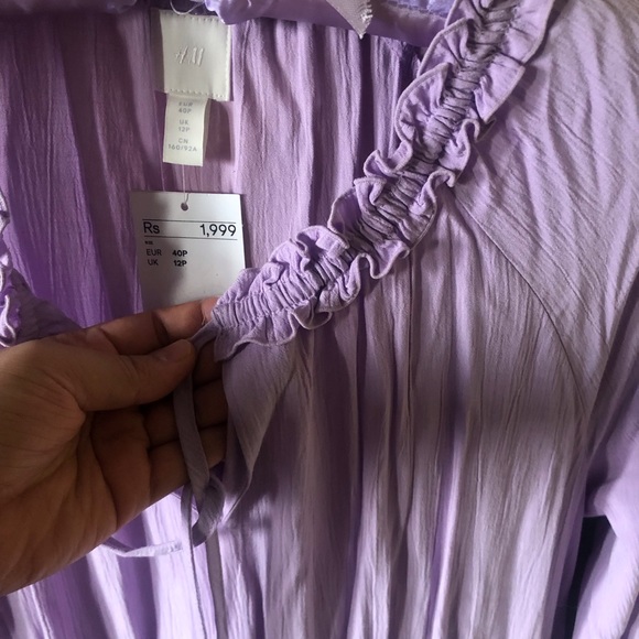 H&M ruffle trimmed dress - Picture 7 of 9